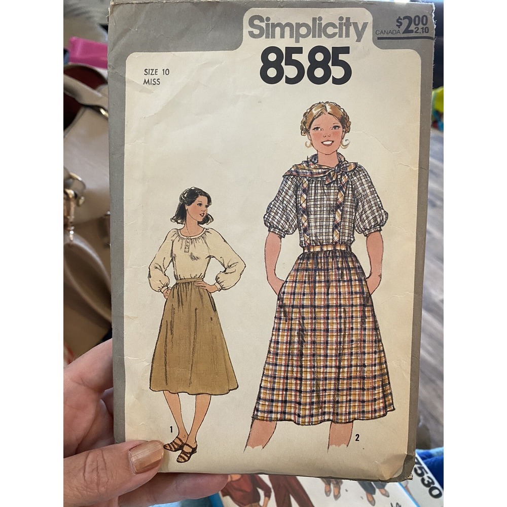 Vintage 1978 Simplicity 8585 Sewing Pattern Blouse Skirt Cottage Size 10 Cut